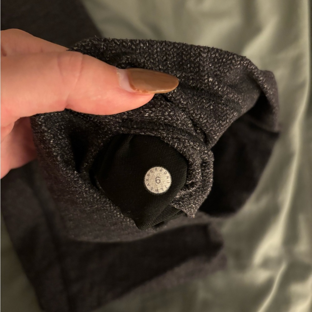 Lululemon Grey Leggings - Picture 3 of 3